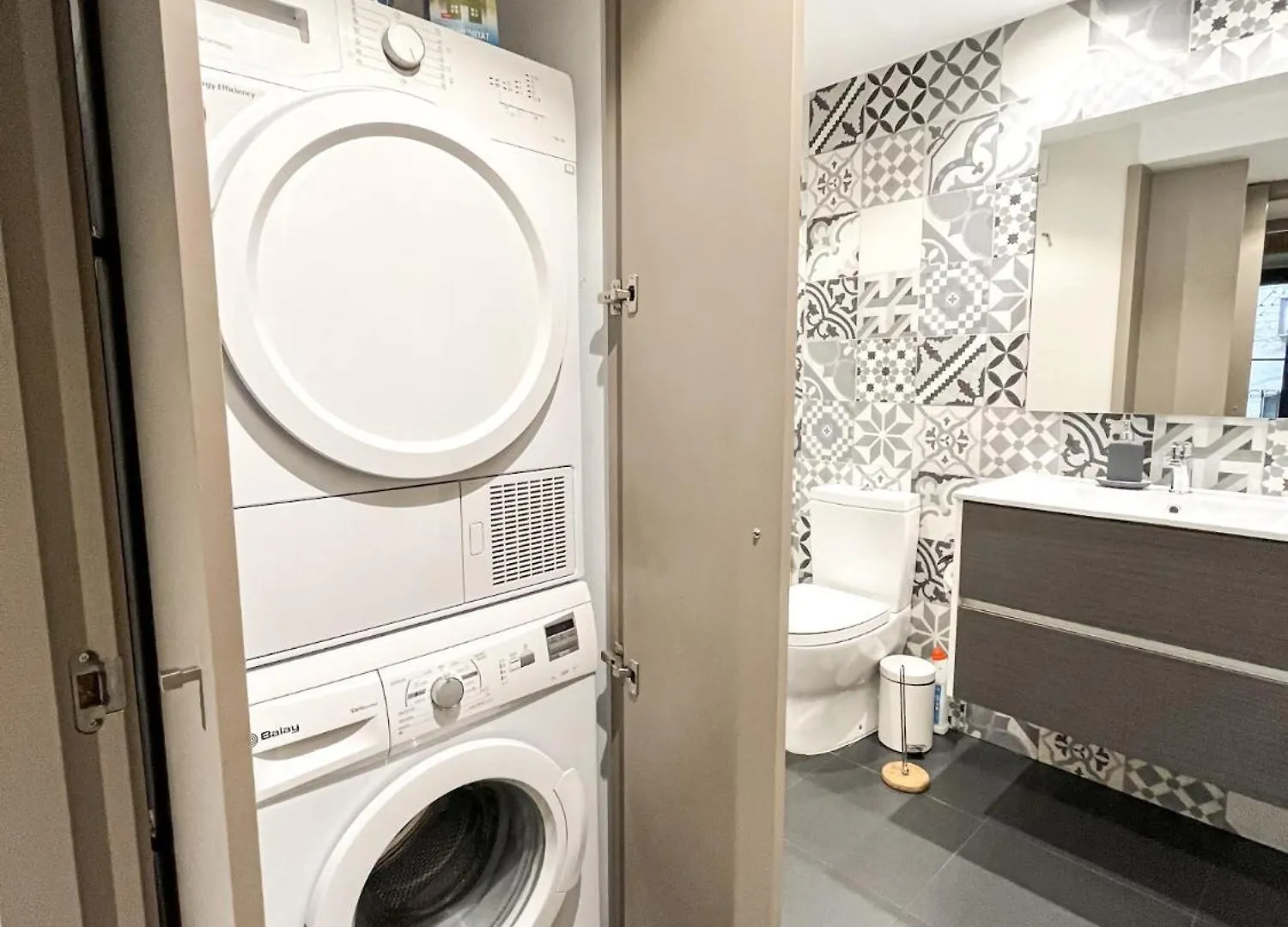 شقة Old Town Duplex With Character خيرونا إسبانيا