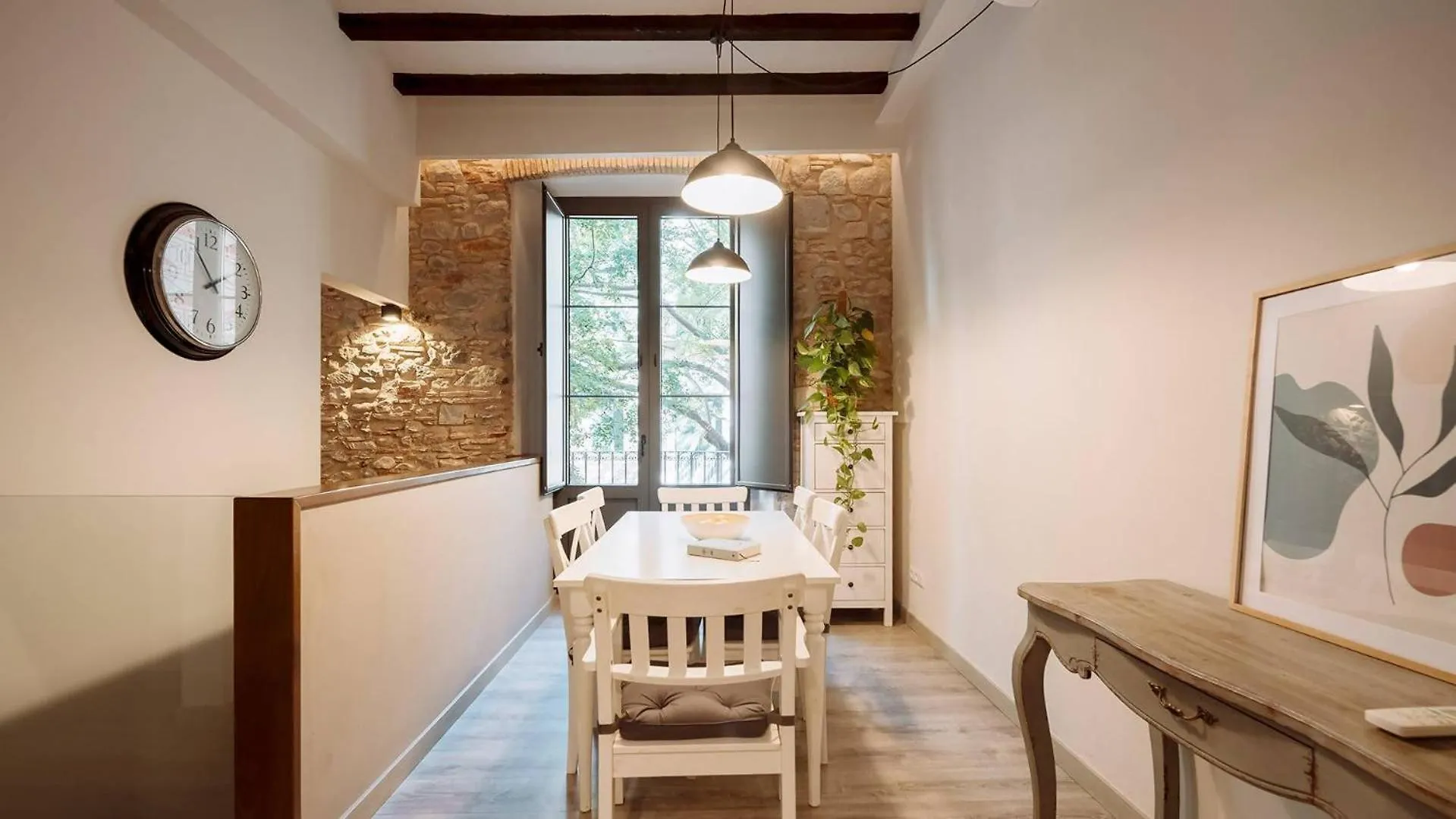 شقة Old Town Duplex With Character خيرونا