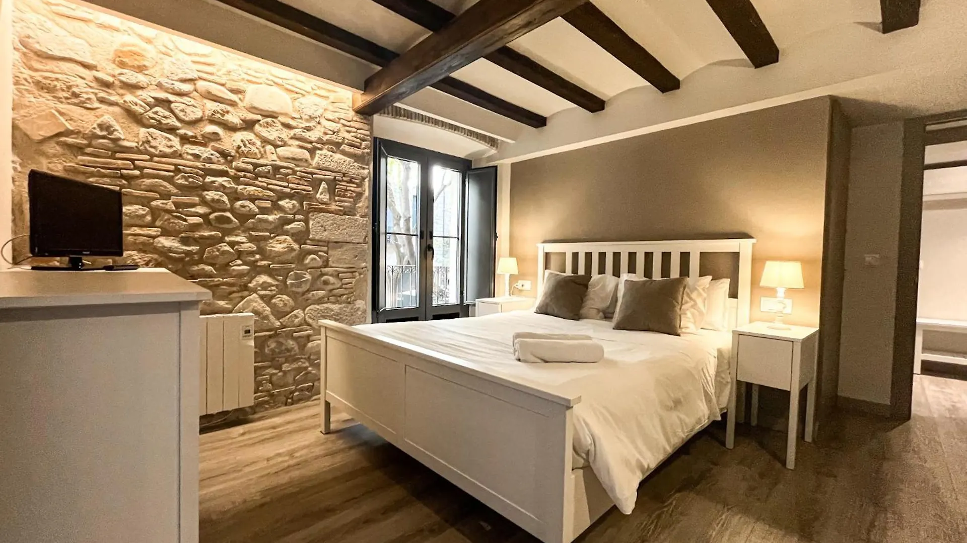 شقة Old Town Duplex With Character خيرونا