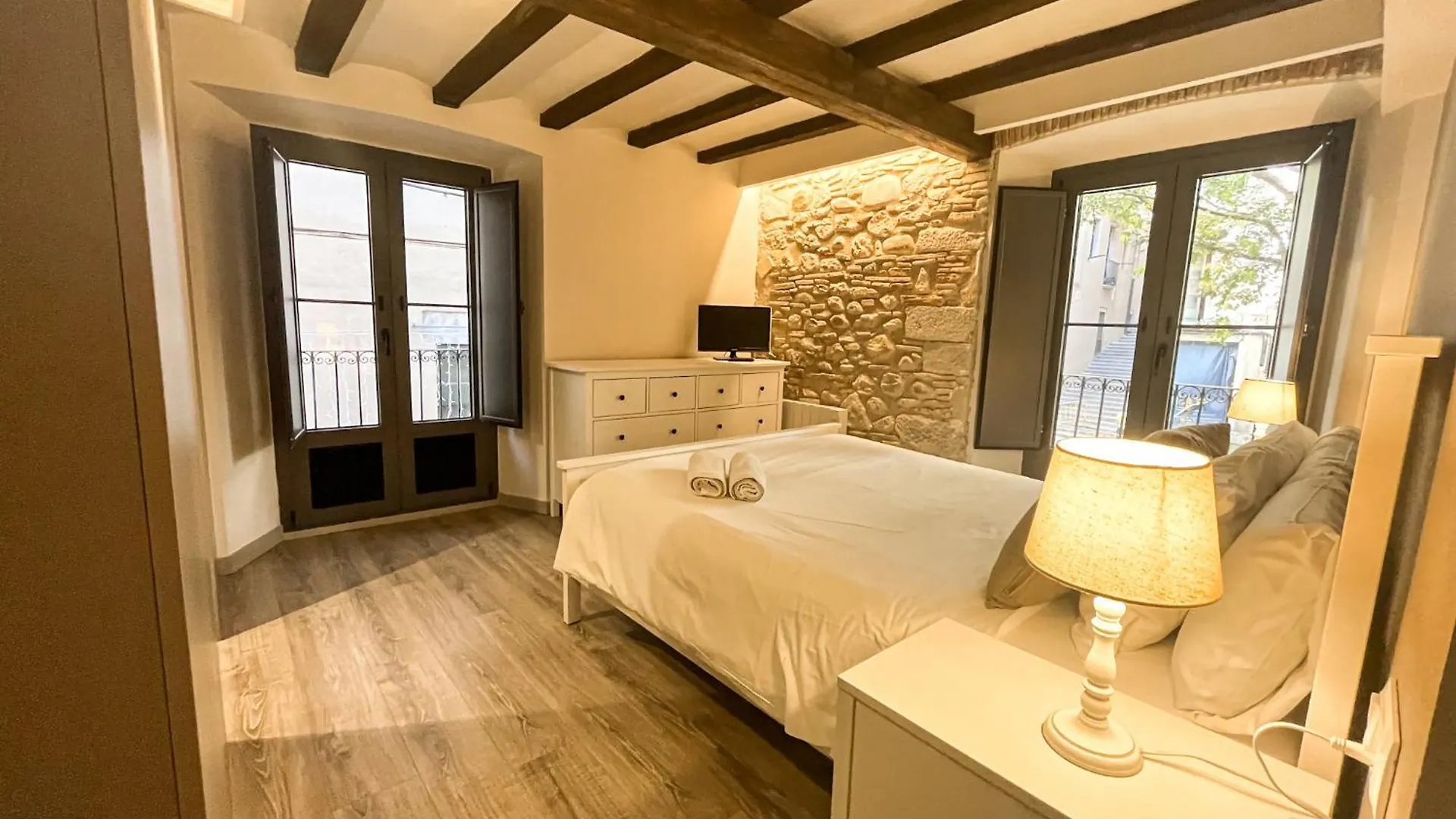 شقة Old Town Duplex With Character خيرونا